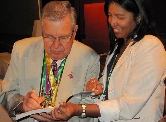 John Murtagh: fellow Australian and personal hero... and always in demand for book signing! (taken in Cebu, Philippines 2011)